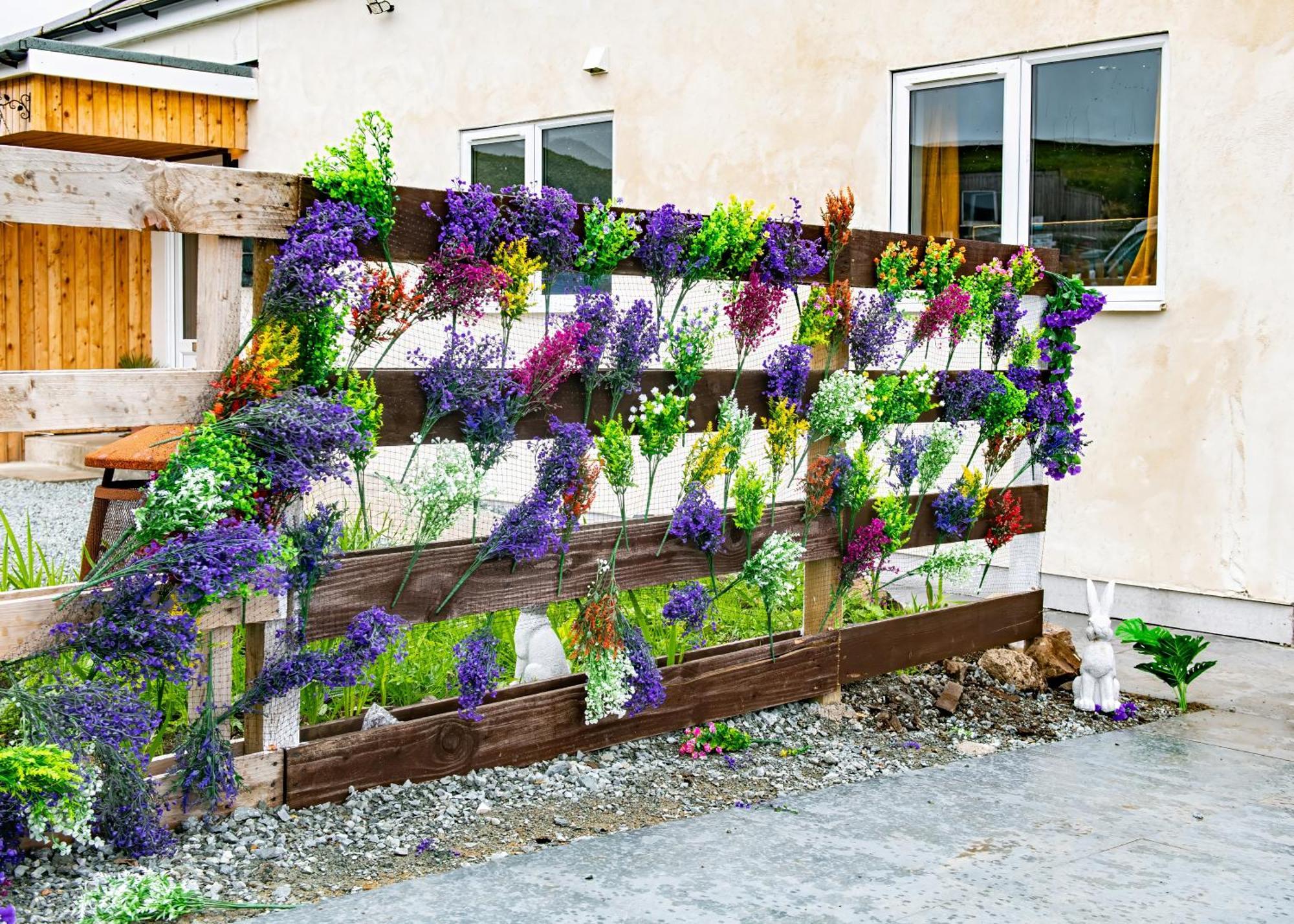 Luxury 4 Bedroom Cottage With Stunning Views Near Fairy Pools! คาร์บอสท์ ภายนอก รูปภาพ